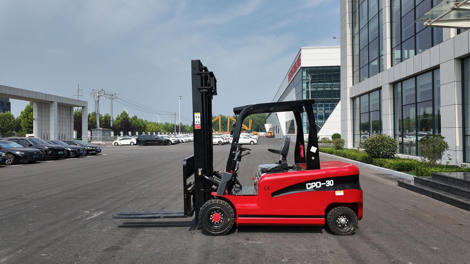 Grupo Toro team with industrial machinery